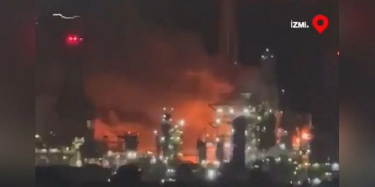 Τουρκία: Ισχυρή έκρηξη σε διυλιστήριο της Σμύρνης [vid]