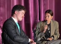 Πρώην όμηρος αντιμετωπίζει φιλοπαλαιστίνιο φοιτητή του UCLA σε ντιμπέιτ [vid]