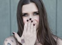 Η Mina Caputo των «Life of Agony» αποφάσισε να γίνει ξανά Keith: «Ζω με τον θεϊκό αρσενικό εαυτό μου»