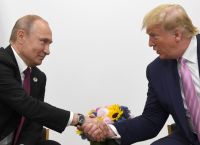 Ο Τραμπ γοητεύει τους…Ρώσους- Να «θάψουν» τις «θετικές» ειδήσεις της πολιτικής του ζήτησε ο Πούτιν από τα ΜΜΕ