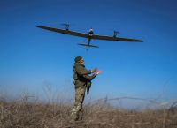 Η μεγαλύτερη ουκρανική επίθεση με drones προς τη Μόσχα – Συναγερμός σε δύο αεροδρόμια