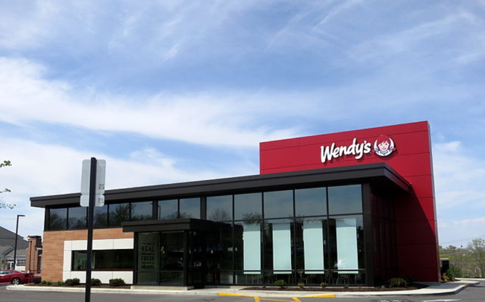 Wendy’s: Λουκέτο σε άλλα 140 καταστήματα στις ΗΠΑ