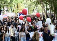 Απεργία 20ης Νοεμβρίου: Ποιοι συμμετέχουν στις κινητοποιήσεις – Πώς θα κινηθούν τα μέσα μαζικής μεταφοράς Απεργία 20ης Νοεμβρίου: Ποιοι συμμετέχουν στις κινητοποιήσεις – Πώς θα κινηθούν τα μέσα μαζικής μεταφοράς
