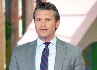 Πιτ Χέγκσεθ: “Ποιος στο διάβολο είναι αυτός ο τύπος;”