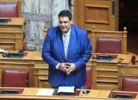 Λιβάνιος: «Παγώνει» άμεσα η δόση των 450.000 ευρώ προς το κόμμα των «Σπαρτιατών» Λιβάνιος: «Παγώνει» άμεσα η δόση των 450.000 ευρώ προς το κόμμα των «Σπαρτιατών»