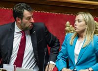 Η Μελόνι “μαλώνει” τους άτακτους κυβερνητικούς εταίρους της Η Μελόνι “μαλώνει” τους άτακτους κυβερνητικούς εταίρους της