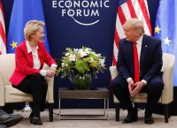 E.E.: Θα απαντήσουμε εάν ο Ντόναλντ Τραμπ επιβάλλει δασμούς