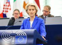 Φον ντερ Λάιεν: Έχουμε εισέλθει σε μια νέα εποχή σκληρού γεωστρατηγικού ανταγωνισμού Φον ντερ Λάιεν: Έχουμε εισέλθει σε μια νέα εποχή σκληρού γεωστρατηγικού ανταγωνισμού
