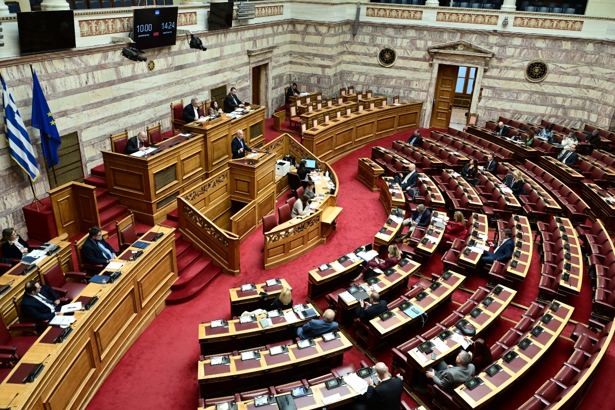 Προϋπολογισμός 2025: Συνεχίζεται για 3η ημέρα η συζήτηση