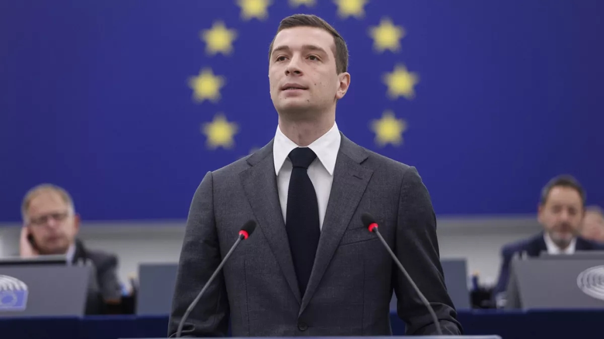 Γαλλία: Αναδύεται το άστρο του Μπαρντελά