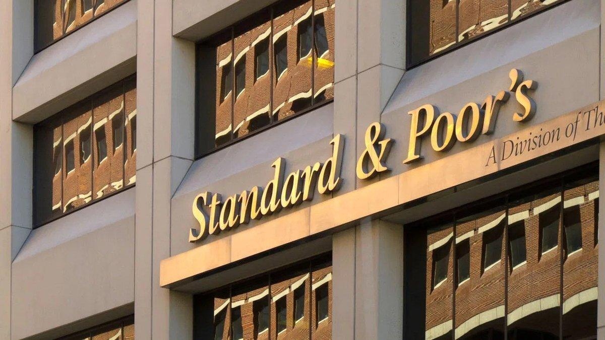 Ο οίκος S&P αναβάθμισε την πιστοληπτική αξιολόγηση της Κύπρου σε Α-