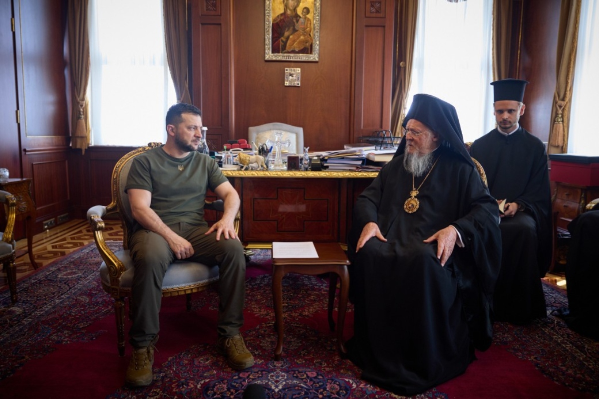 Ο Ζελένσκι επικοινώνησε τηλεφωνικά με τον Οικουμενικό Πατριάρχη Βαρθολομαίο
