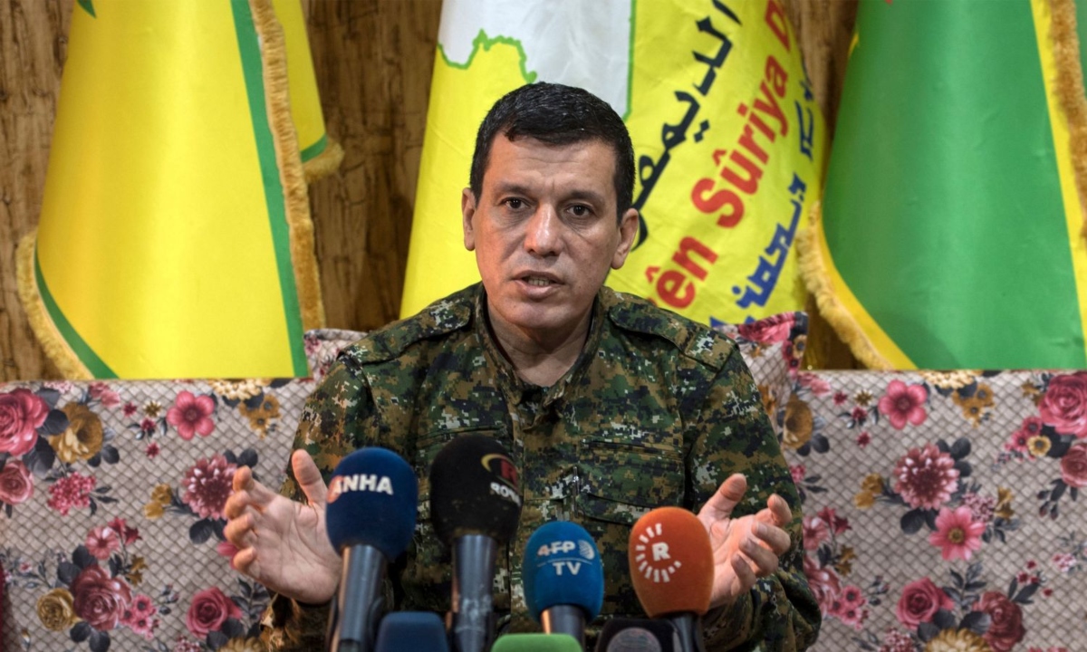 Ηγέτης των Κούρδων στη Συρία (SDF): Προτείνει αποστρατιωτικοποιημένη ζώνη στο Κομπάνι
