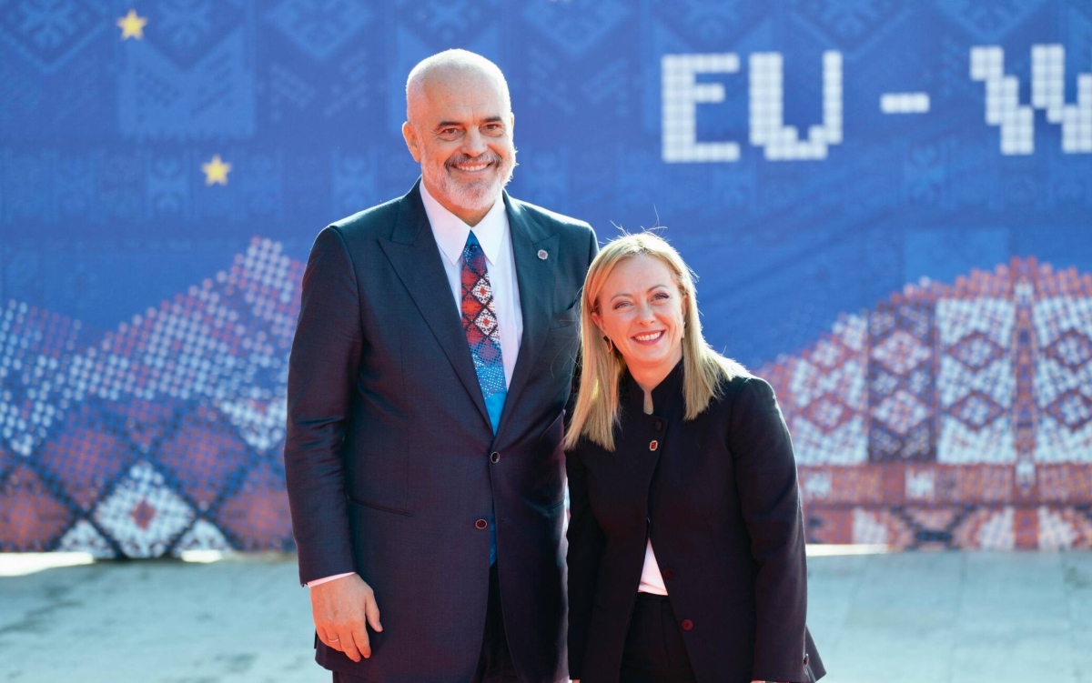 Μελόνι: Θέλει να ξαναρχίσει η μεταφορά αιτούντων άσυλο στα κέντρα της Αλβανίας μέσα στον Ιανουάριο
