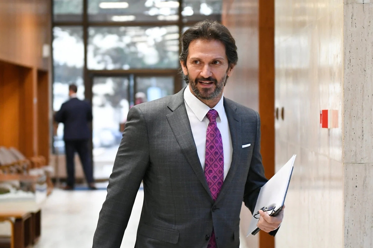 Υπουργός Άμυνας Σλοβακίας: Η Ουκρανία μπορεί να χρειαστεί να εκχωρήσει εδάφη αν θέλει ειρήνη