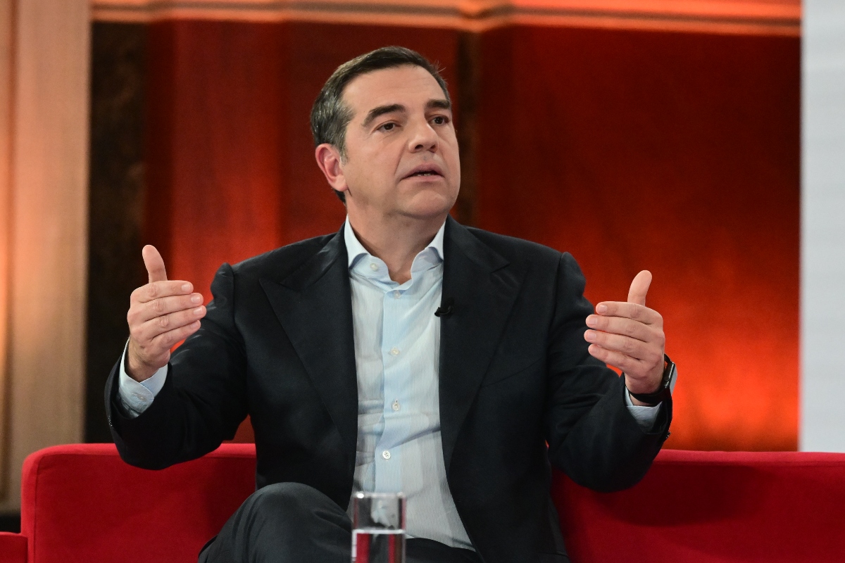 Τσίπρας: Να πάμε στη Χάγη με τρεις «κόκκινες γραμμές»