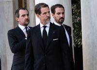 Pavlos and Nikolaos Glyxburg: proceed with the application for Greek citizenship – The three requirements