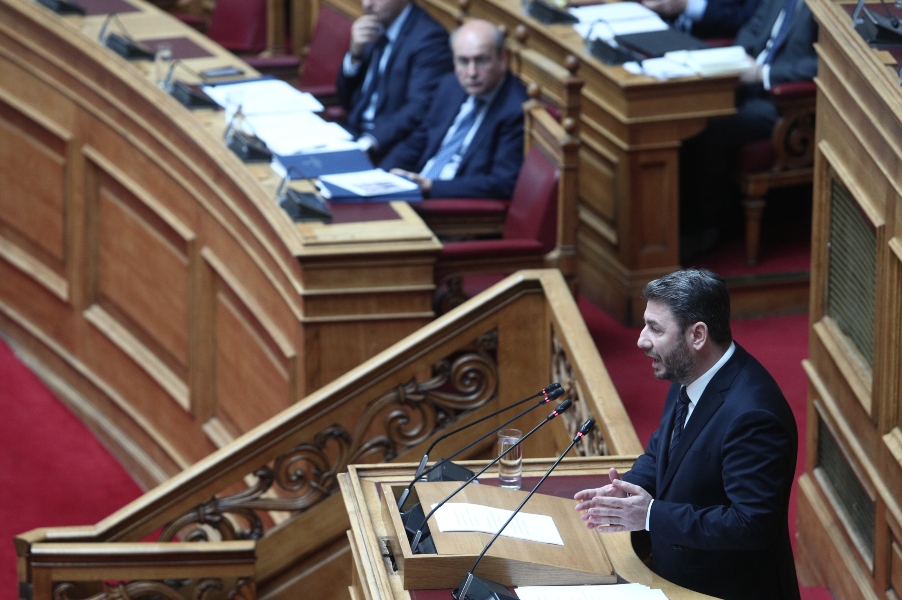Κόντρα Ανδρουλάκη-Χατζηδάκη για τις τράπεζες -«Μπορείτε, αλλά δε θέλετε» -«Πήρατε το manual του λαϊκισμού»