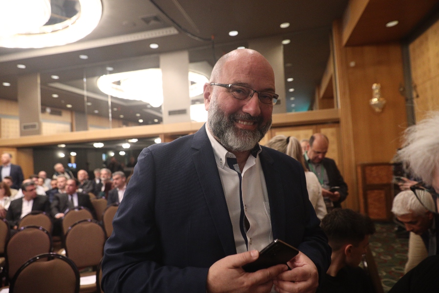 Αρναούτογλου: Η προστασία και η προώθηση του ελληνικού οίνου είναι εθνική υπόθεση
