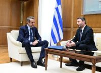 Πάνω από μια ώρα η συνάντηση Μητσοτάκη-Ανδρουλάκη -«Η συναίνεση είναι ένα ταγκό που αφορά δύο»