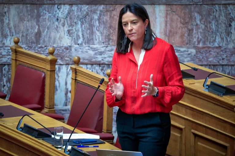 Κεραμέως: Την τελευταία πενταετία έχουμε 500.000 νέες θέσεις εργασίας