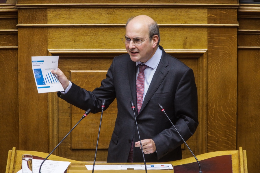 Χατζηδάκης στη Βουλή: Χωρίς αυταρέσκεια και μακριά από λαϊκισμό ανεβάζουμε την Ελλάδα υψηλότερα