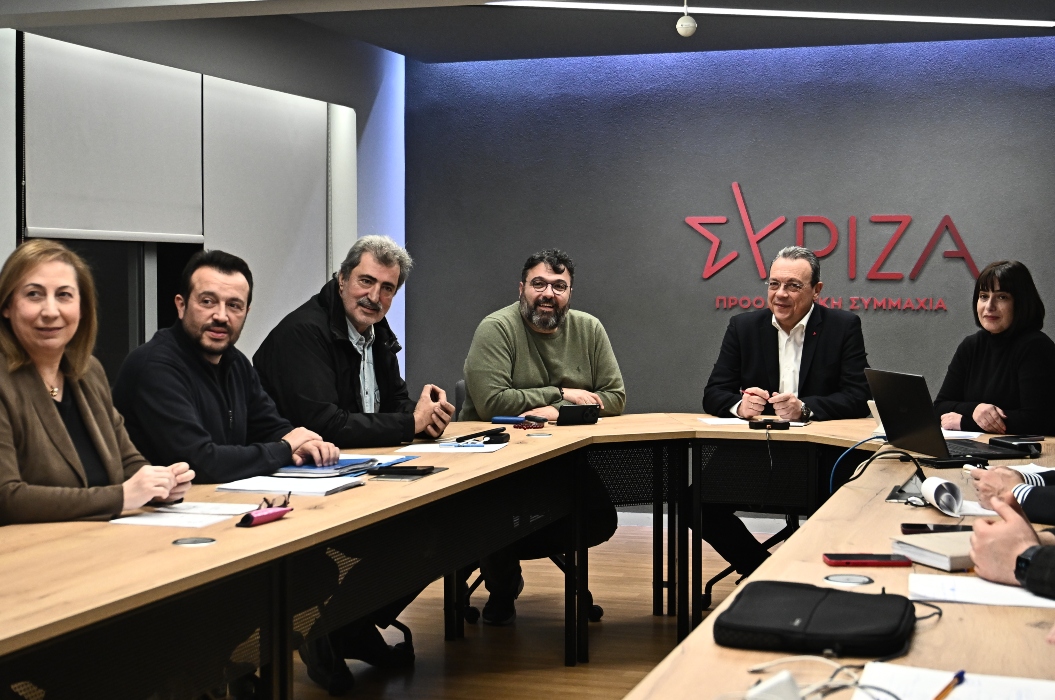 Πρόεδρος της Δημοκρατίας και οργανωτικά στο «τραπέζι» της συνεδρίασης του Εκτελεστικού Γραφείου του ΣΥΡΙΖΑ
