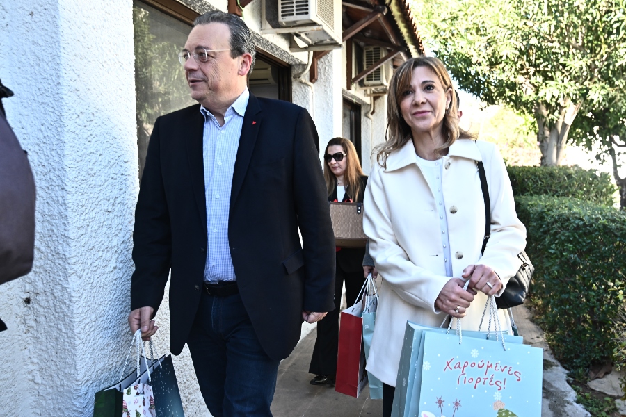 Ο Φάμελλος επισκέφθηκε το παιδικό χωριό SOS της Βάρης –«Η κοινωνική πολιτική στοιχείο μιας ισχυρής Πολιτείας»