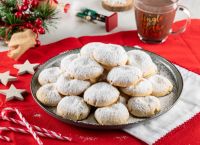 Greek Kourabiedes among 10 best cookies in the world