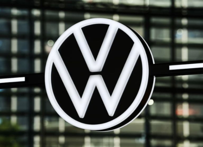 Volkswagen: Ο CEO λέει στους εργαζόμενους ότι το σχέδιο μείωσης του κόστους δεν είναι αρκετό