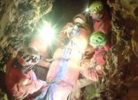 Ιταλία: Διασώστες ανέσυραν την εγκλωβισμένη σπηλαιολόγο -Ήταν τρεις μέρες παγιδευμένη σε σπήλαιο