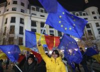 Ρουμανία: Και οι δύο υποψήφιοι πρόεδροι καταδίκασαν την δικαστική απόφαση για ακύρωση των εκλογών Ρουμανία: Και οι δύο υποψήφιοι πρόεδροι καταδίκασαν την δικαστική απόφαση για ακύρωση των εκλογών