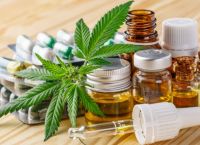 Κάνναβη: Σε ποια νευρολογικά νοσήματα χορηγείται στην Ελλάδα-1,2 δισ. στη 12ετία