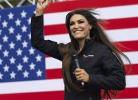 «Ελληνοαμερικανοί για τον Τραμπ»: H Κίμπερλι Γκίλφοϊλ θα ενισχύσει τη συμμαχία ΗΠΑ-Ελλάδας, όπως ποτέ άλλοτε «Ελληνοαμερικανοί για τον Τραμπ»: H Κίμπερλι Γκίλφοϊλ θα ενισχύσει τη συμμαχία ΗΠΑ-Ελλάδας, όπως ποτέ άλλοτε