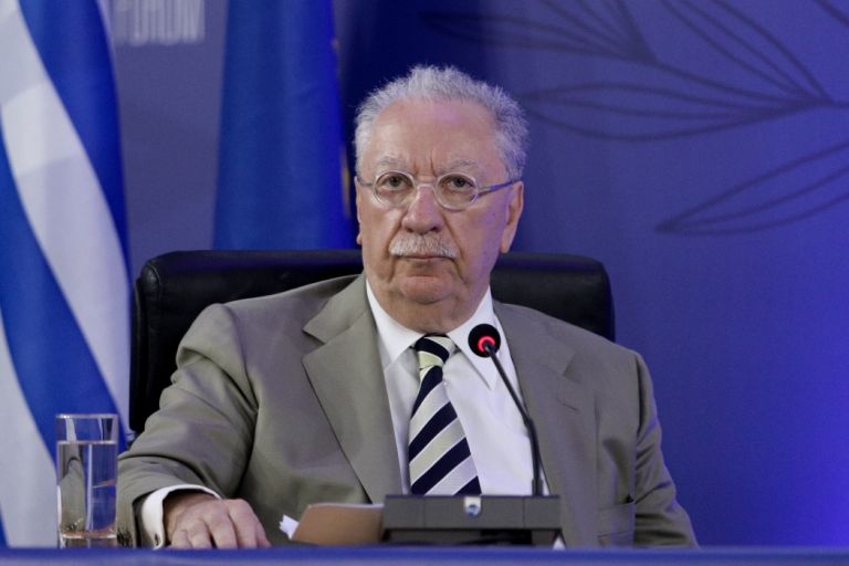 Ο Μιχάλης Σάλλας απαντά στα «γιατί» της ελληνικής και της ευρωπαϊκής οικονομίας [vid]