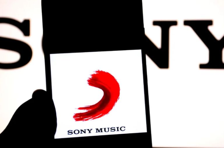 Η Sony Music ανοίγει παράρτημα στην Ελλάδα μετά την εξαγορά της Cobalt Music