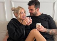 Ιωάννα Τούνη και Δημήτρης Αλεξάνδρου: Η τελευταία τους απόδραση στα χιόνια με τον γιο τους Ιωάννα Τούνη και Δημήτρης Αλεξάνδρου: Η τελευταία τους απόδραση στα χιόνια με τον γιο τους