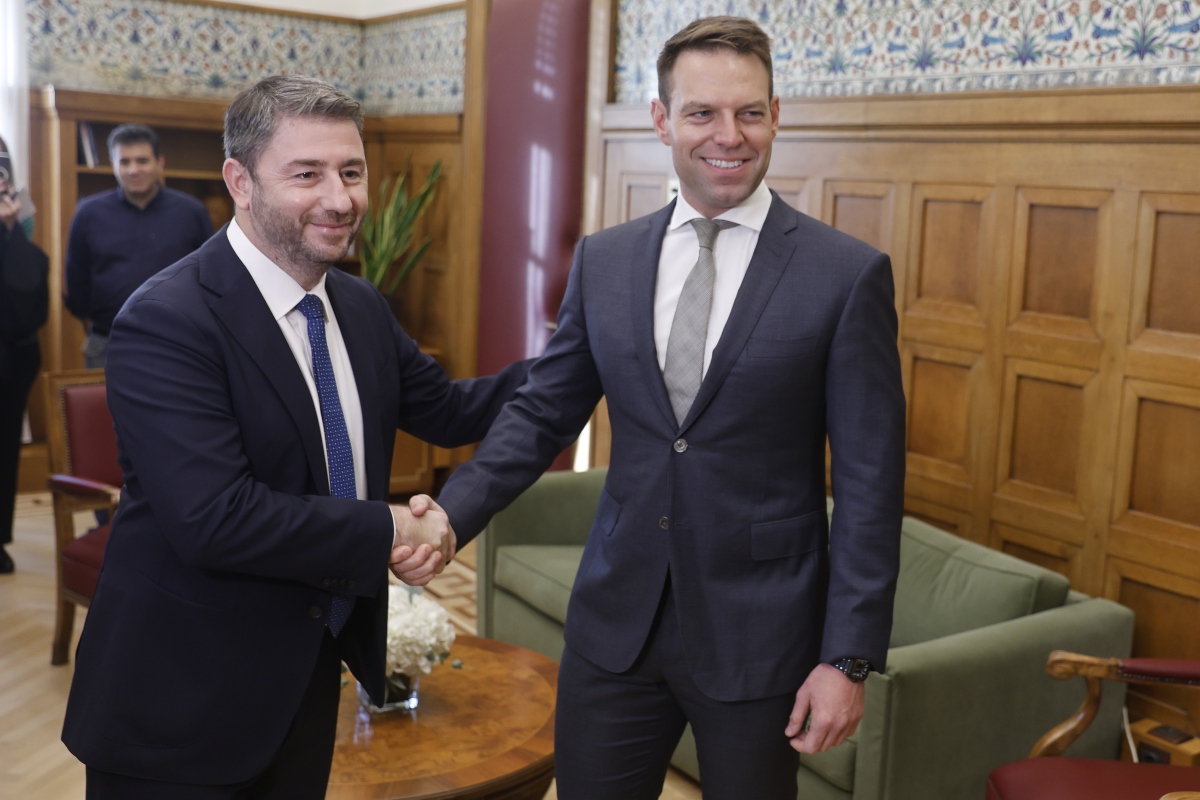 Πώς ο Ανδρουλάκης υπονομεύει το πολιτικό σχέδιο Κασσελάκη
