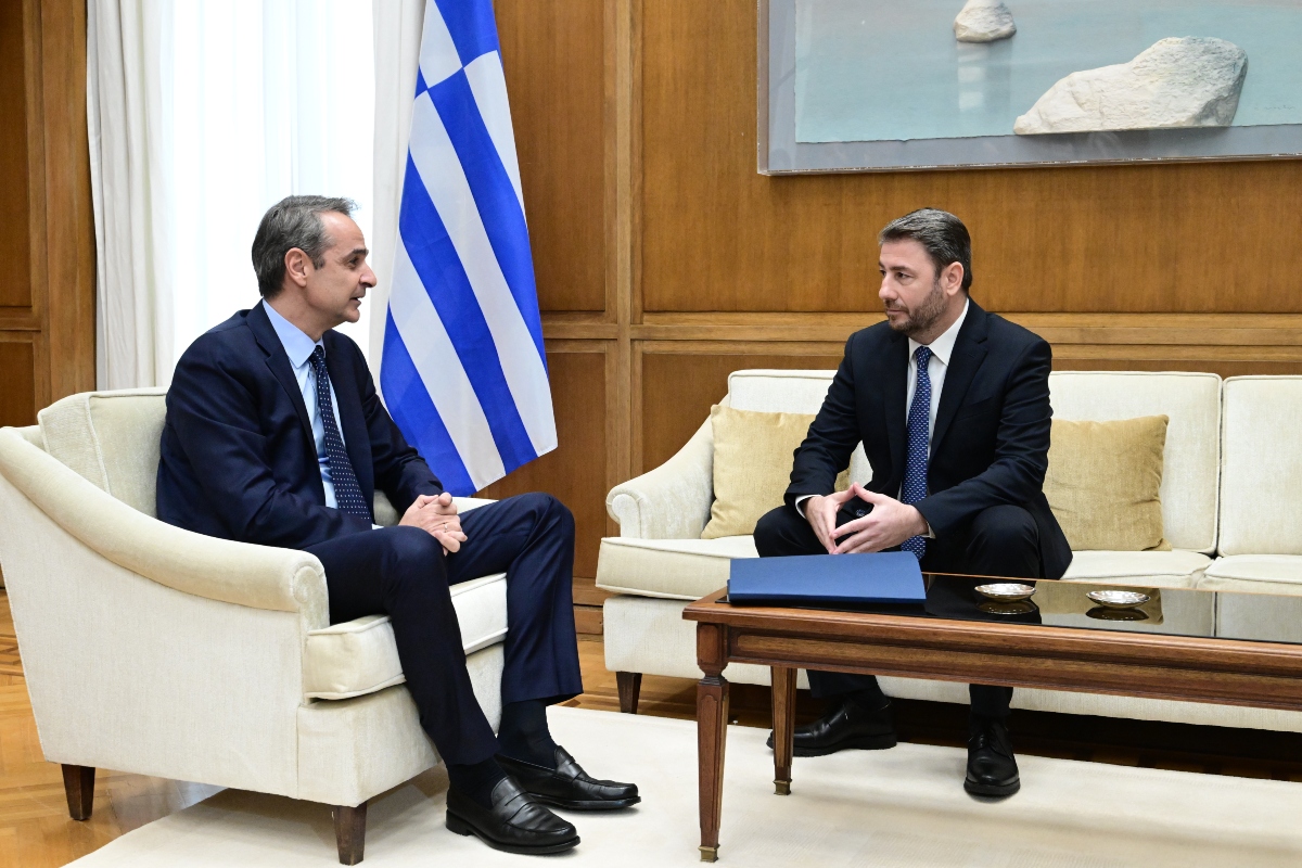 Το στοίχημα του ΠΑΣΟΚ για ανατροπή της κυριαρχίας Μητσοτάκη