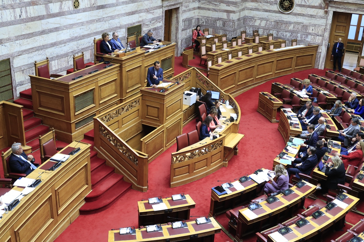 Κοινοβούλιο: Ζυμώσεις και κινητικότητα στους ανεξάρτητους βουλευτές