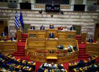 Αναζητείται αντίπαλο δέος στη ΝΔ και τον Μητσοτάκη