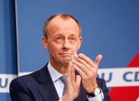 Γερμανία: Ο ηγέτης του CDU θέλει απελάσεις στη Συρία και στο Αφγανιστάν προσφύγων με ποινικό μητρώο Γερμανία: Ο ηγέτης του CDU θέλει απελάσεις στη Συρία και στο Αφγανιστάν προσφύγων με ποινικό μητρώο