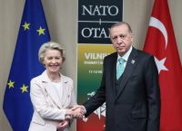 «Κλείδωσε» συνάντηση Ερντογάν – Φον ντερ Λάιεν για τη Συρία