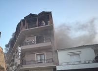 Φωτιά σε ξενοδοχείο στην Καλαμπάκα: Ένας νεκρός Φωτιά σε ξενοδοχείο στην Καλαμπάκα: Ένας νεκρός