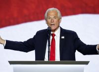 ΗΠΑ: Ο Τραμπ επέλεξε τον Πίτερ Ναβάρο για σύμβουλο σε θέματα εμπορίου