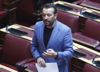 Νίκος Παππάς: Ο Κασσελάκης αναπαράγει τον εμετό που εκτοξεύει εναντίον μας η ΝΔ