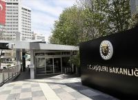 Η Τουρκία ανοίγει ξανά την πρεσβεία της στη Συρία