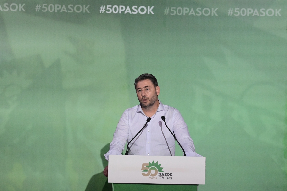 ΠΑΣΟΚ: Οι τρεις κινήσεις για πρέσινγκ στο Μαξίμου