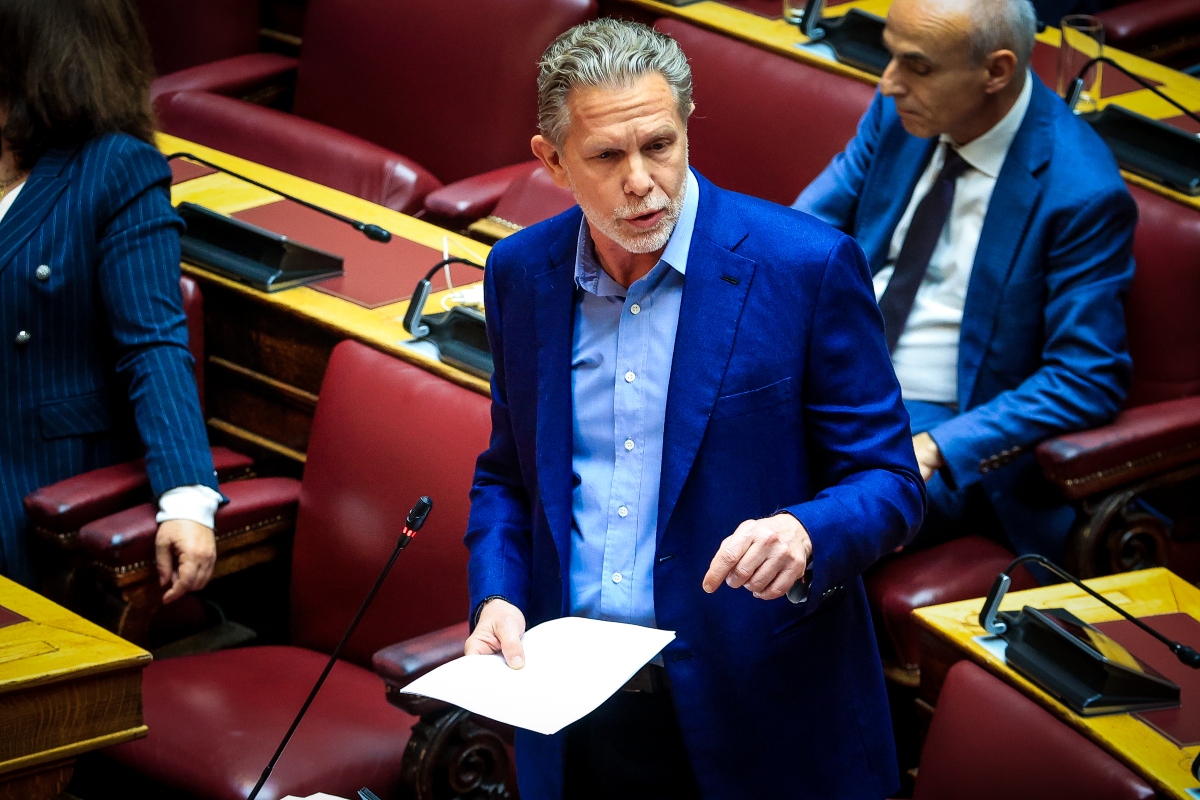 Επίθεση Γερουλάνου σε Μητσοτάκη: «Σοβαρευτείτε, είστε πρωθυπουργός της χώρας, όχι τρολ του διαδικτύου»