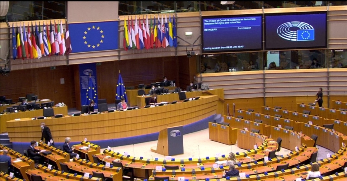 Καθησυχάζει η Κομισιόν για τις επιπτώσεις από το stop στο ρωσικό αέριο